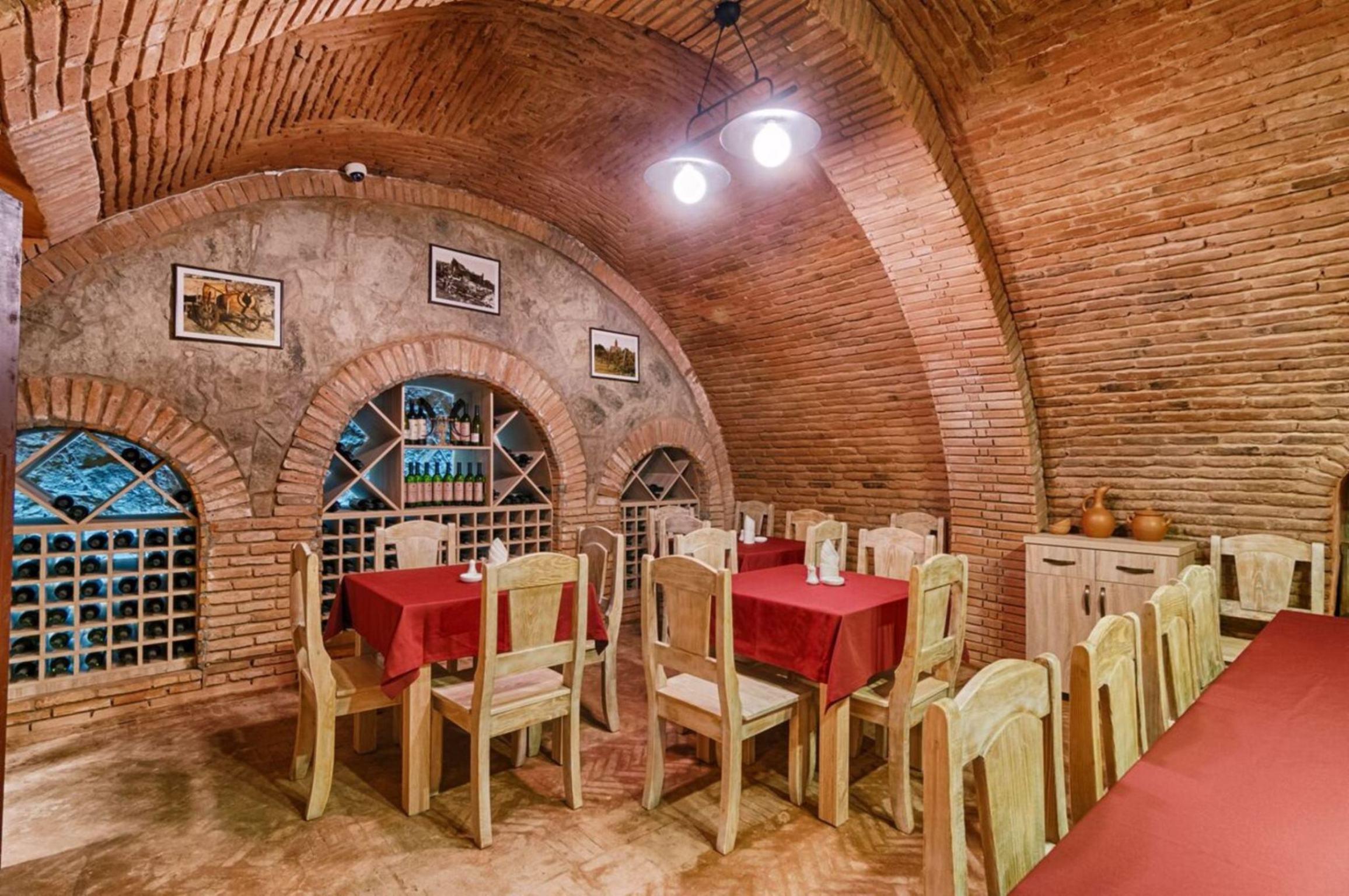 Liva Hotel Тбилиси Экстерьер фото