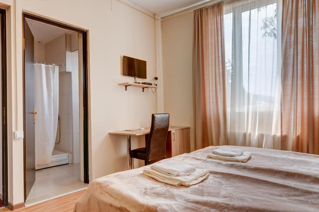 Liva Hotel Тбилиси Экстерьер фото